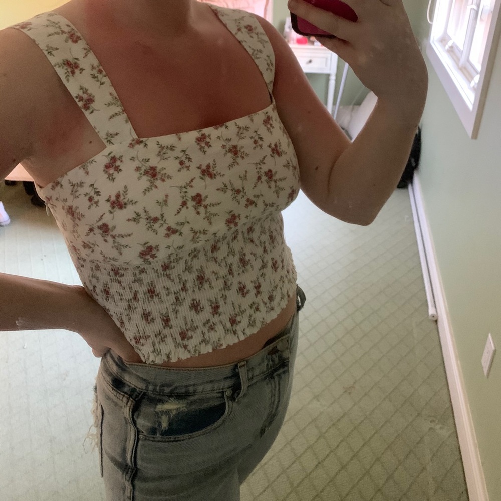 FLORAL CROP TOP
